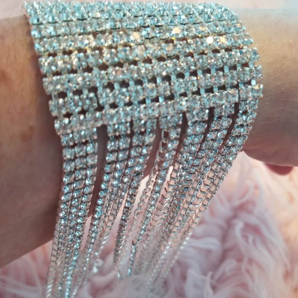 Silver Rhinestone fringe bracelet - Picture 4 of 5